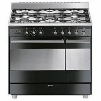 CENTRE DE CUISSON SMEG  5 GAZ 72L + 35L PYROLYSE NOIR BRILLANT A+